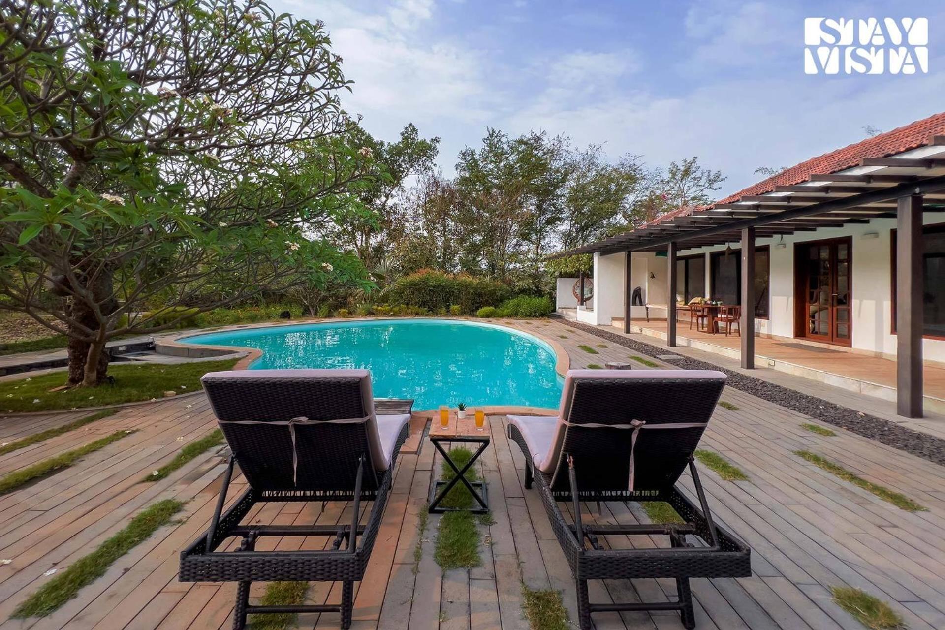 Wander Beyond By Stayvista - Featuring A Bali-Themed Abode And A Refreshing Swimming Pool Alībāg Buitenkant foto