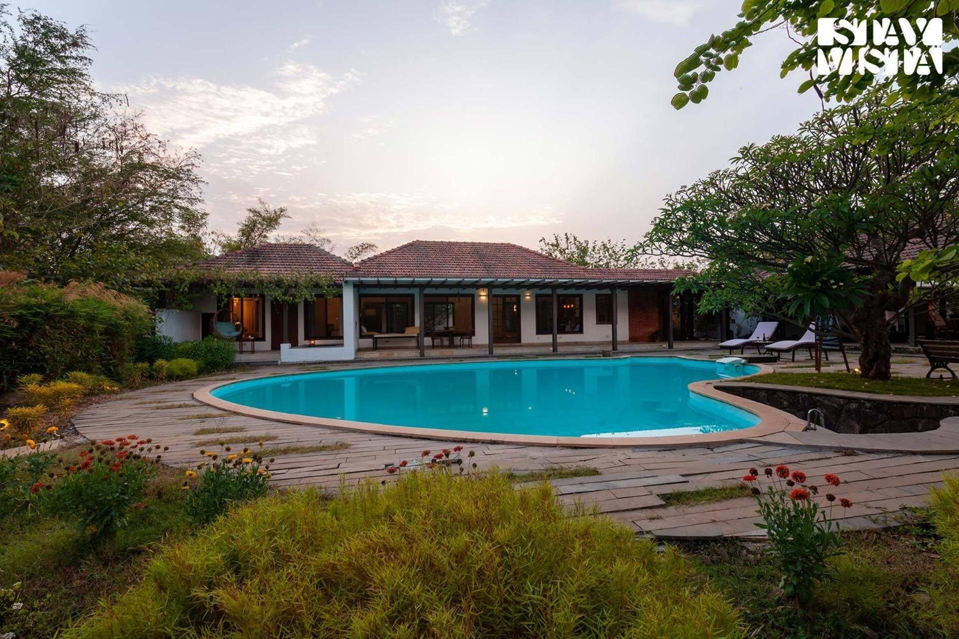 Wander Beyond By Stayvista - Featuring A Bali-Themed Abode And A Refreshing Swimming Pool Alībāg Buitenkant foto